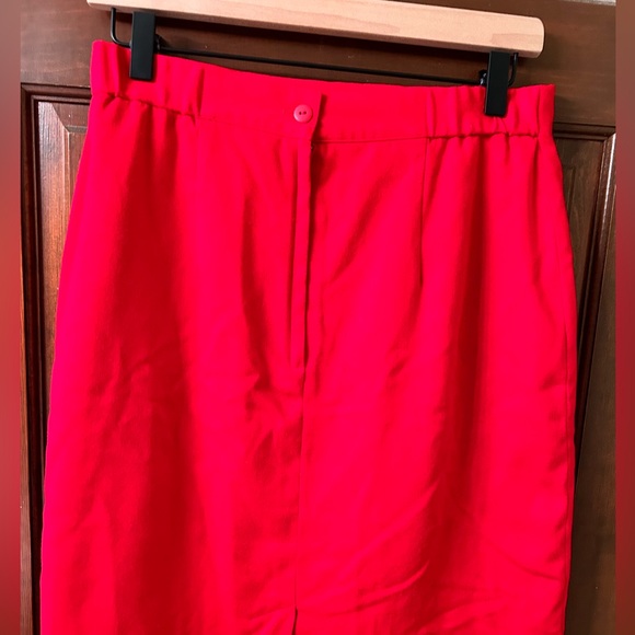 F STOP VTG 80s Red pencil skirt. Size 10, which is a modern size 8 - Picture 3 of 6